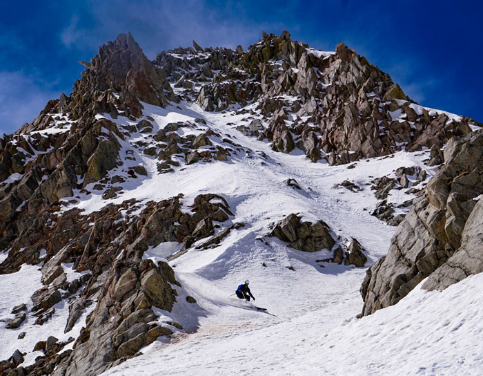 Christopher Comstock Skis the Pfeifferhorn North Couloir