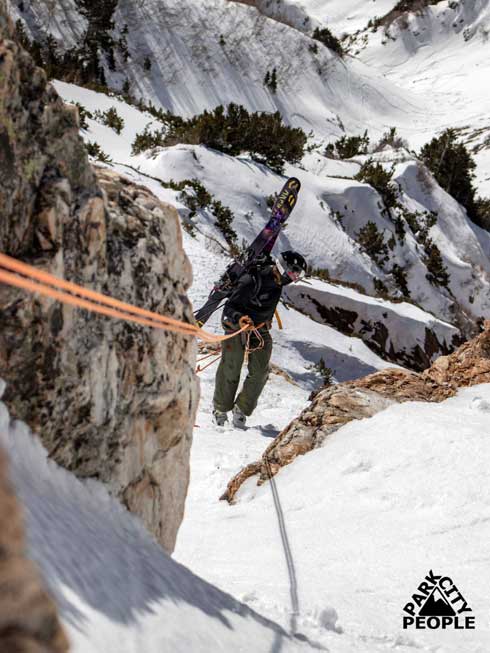 Ski mountaineering rappel Monte Cristo Directissimo